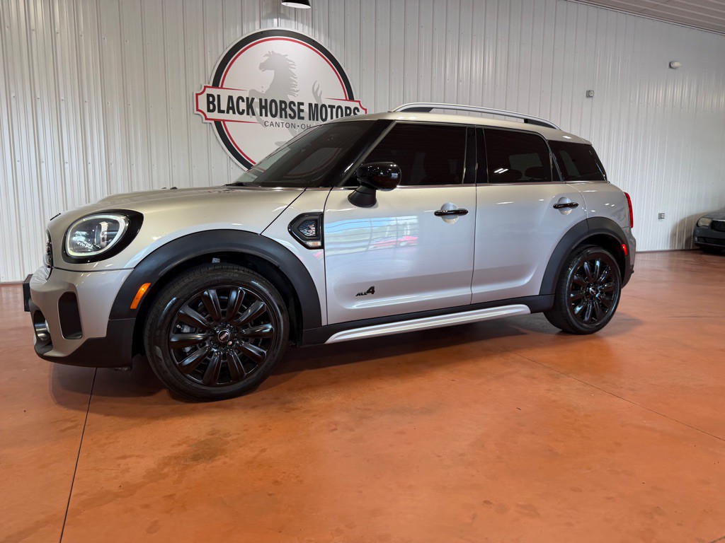 2023 MINI Cooper Image 4