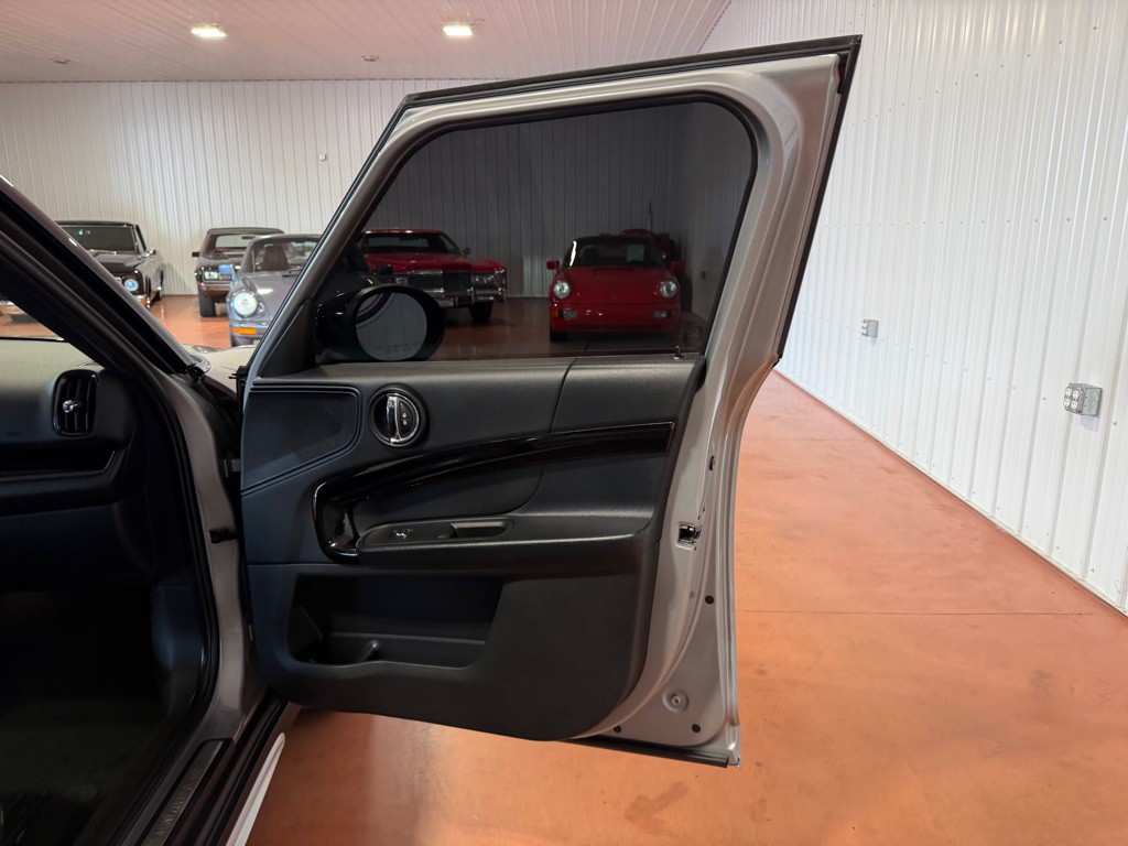 2023 MINI Cooper Image 20