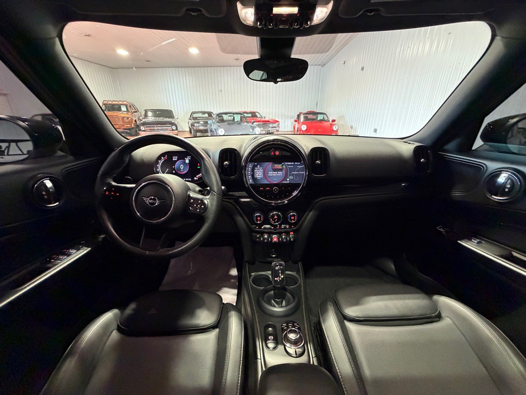 2023 MINI Cooper Image 26