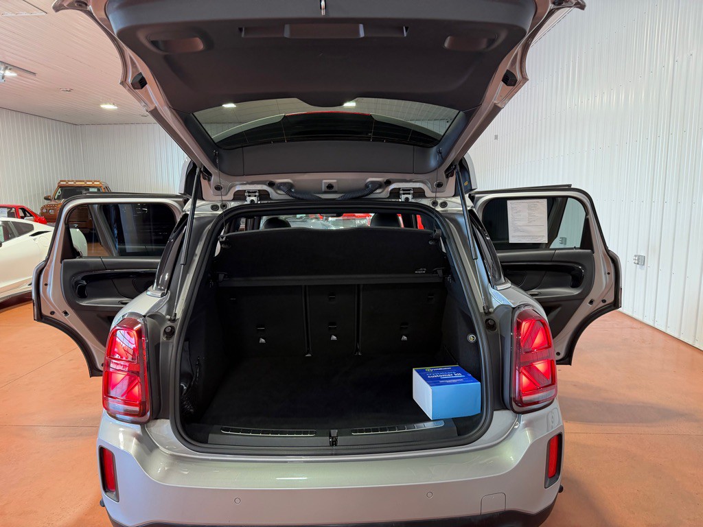 2023 MINI Cooper Image 37