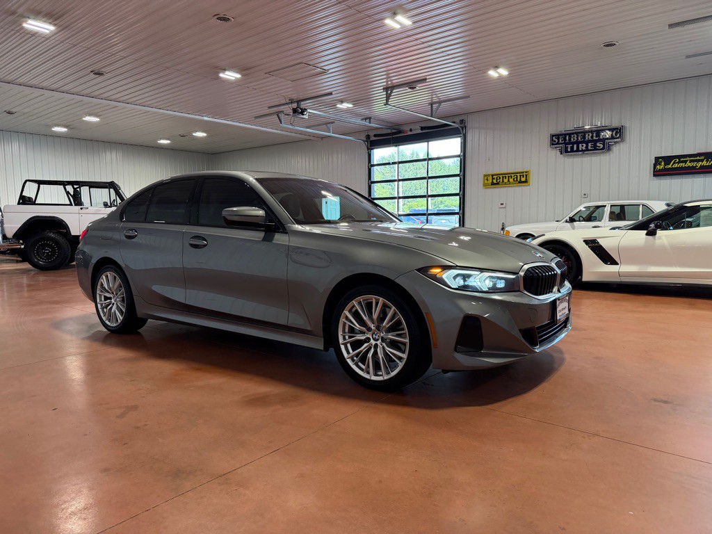 2023 BMW 3 Series Image 7