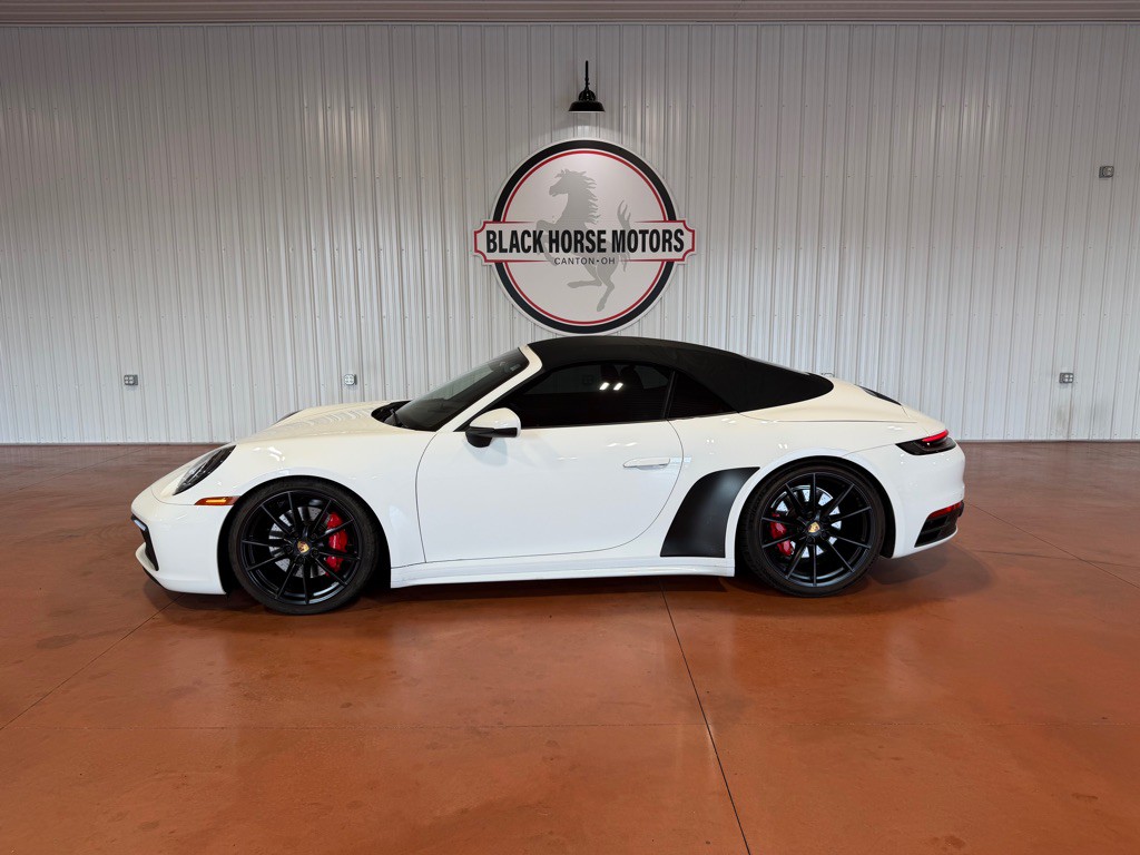 2020 Porsche 911 Image 3