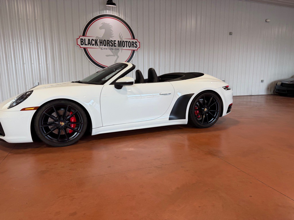 2020 Porsche 911 Image 5