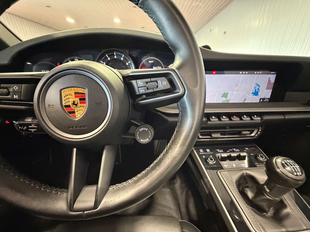 2020 Porsche 911 Image 34