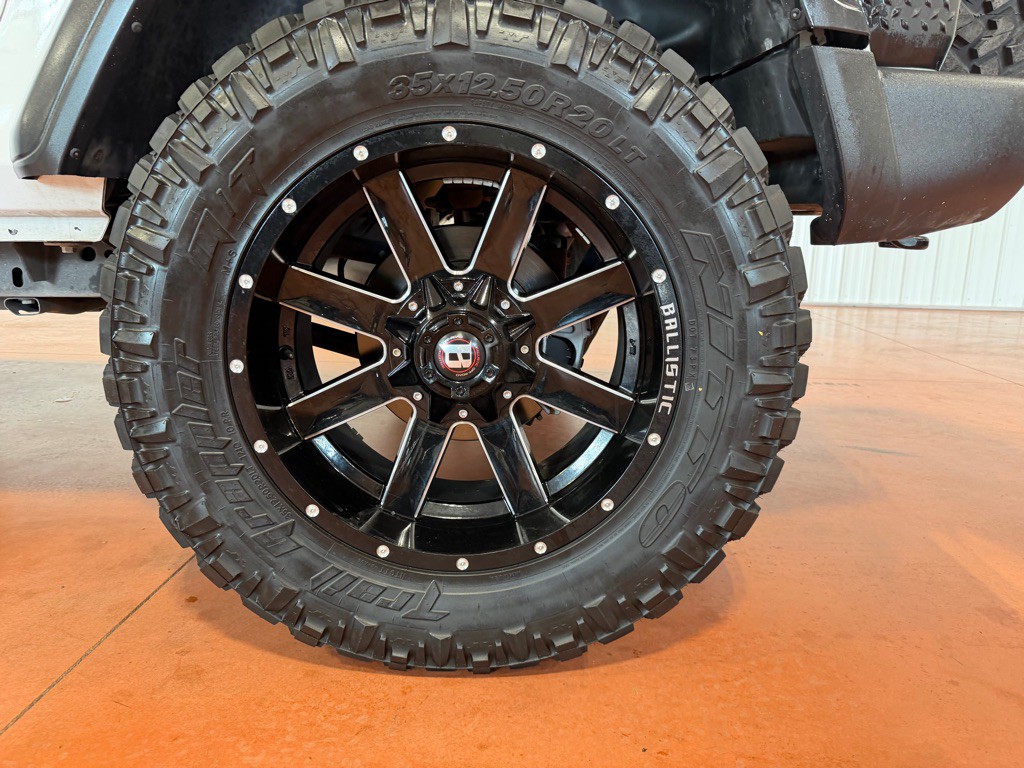 2019 Jeep Wrangler Image 11