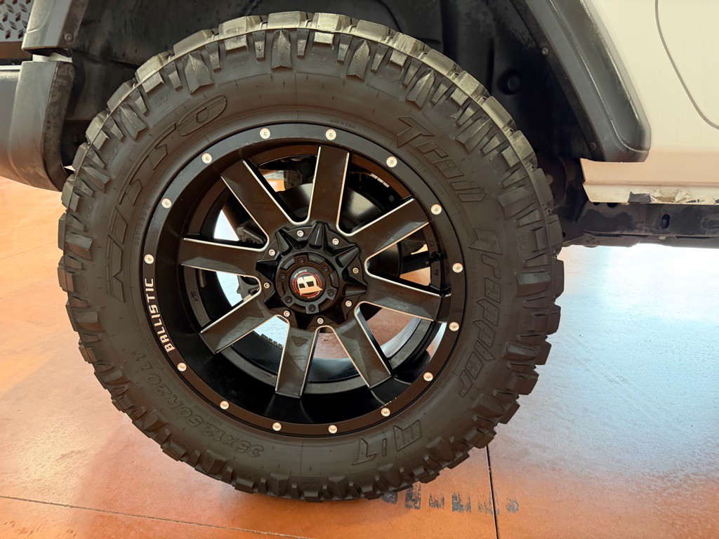 2019 Jeep Wrangler Image 14