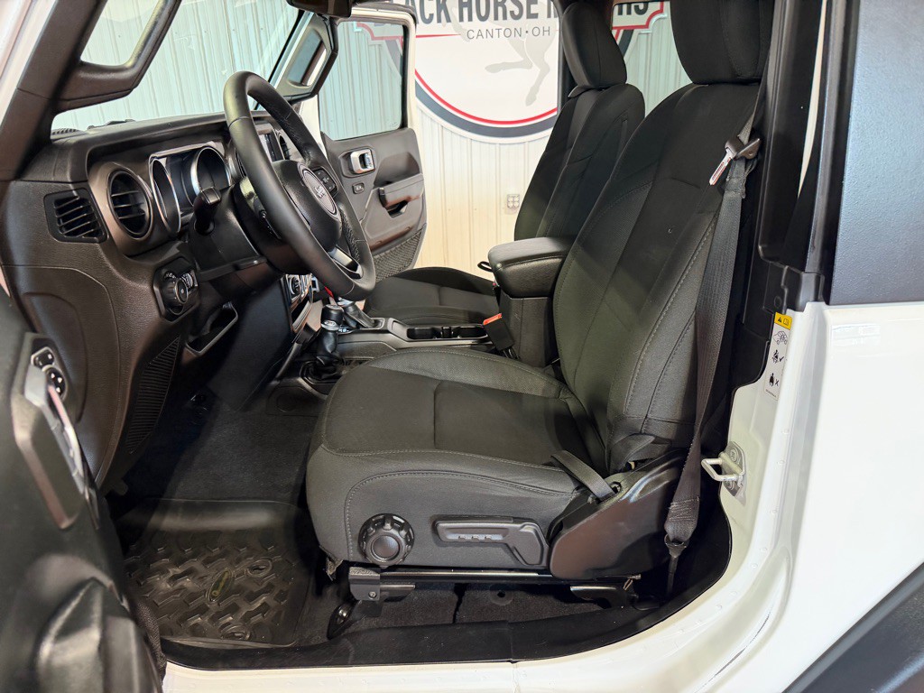 2019 Jeep Wrangler Image 16