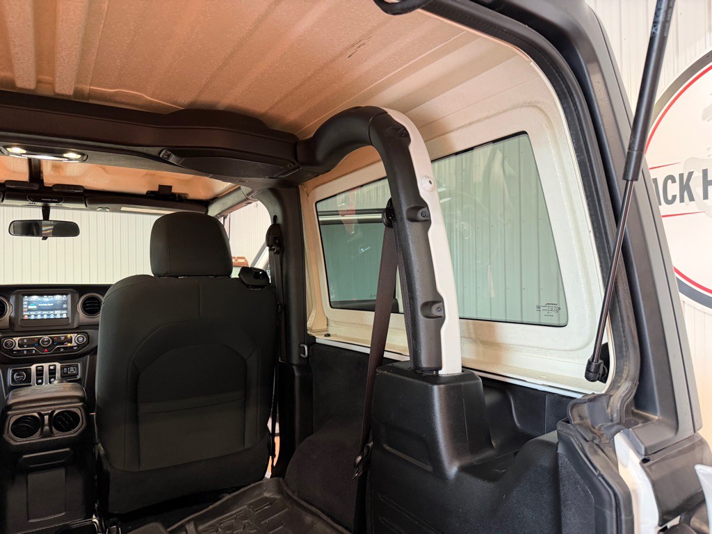 2019 Jeep Wrangler Image 28