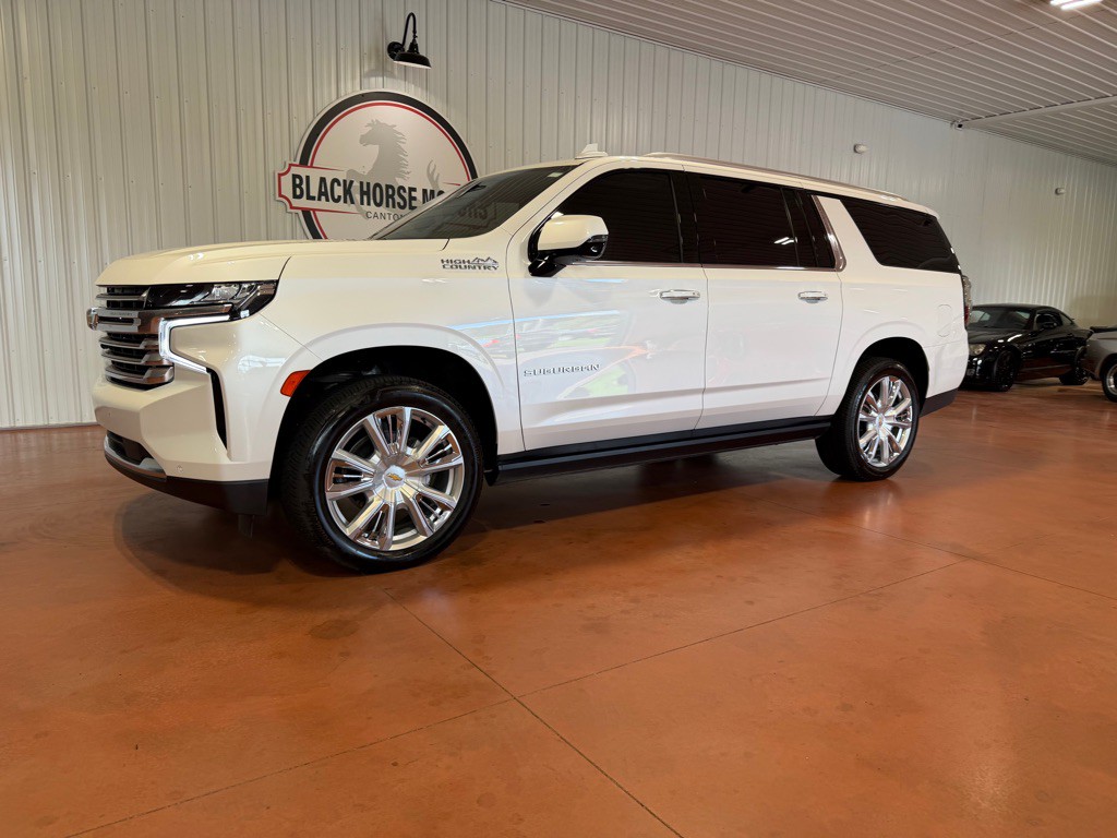 2023 Chevrolet Suburban Image 5
