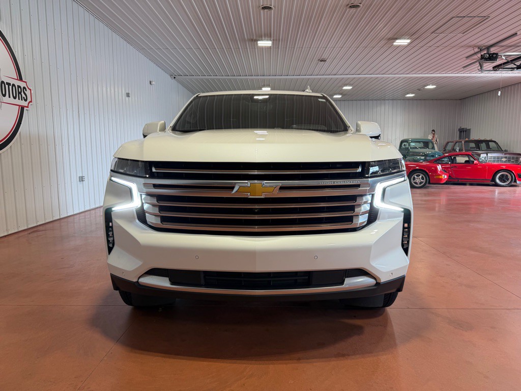 2023 Chevrolet Suburban Image 7