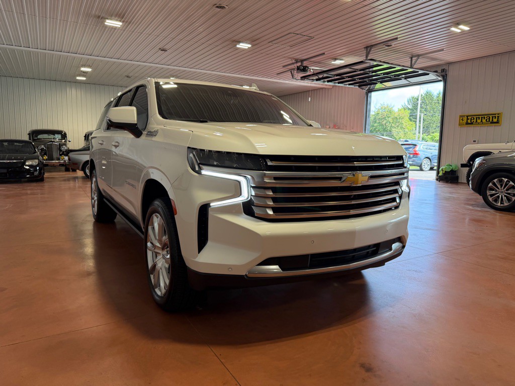 2023 Chevrolet Suburban Image 8
