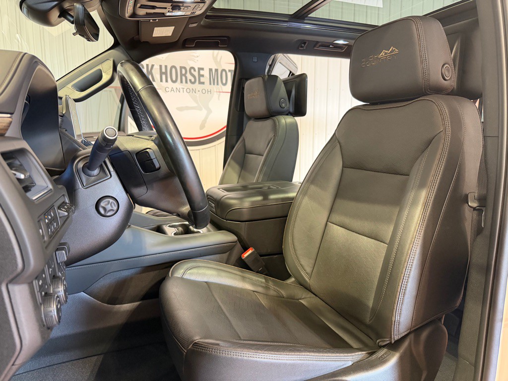 2023 Chevrolet Suburban Image 22