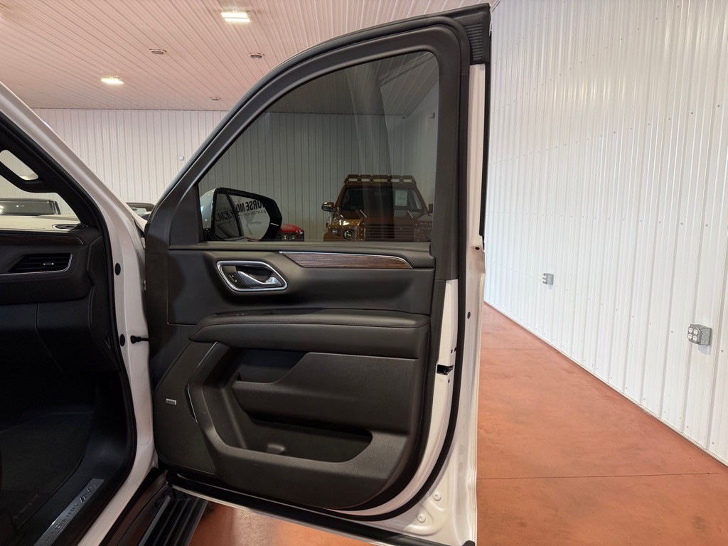 2023 Chevrolet Suburban Image 28