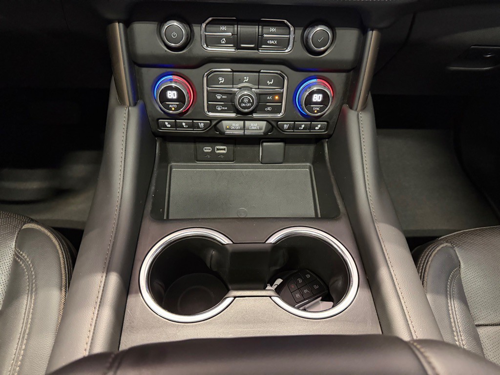 2023 Chevrolet Suburban Image 37