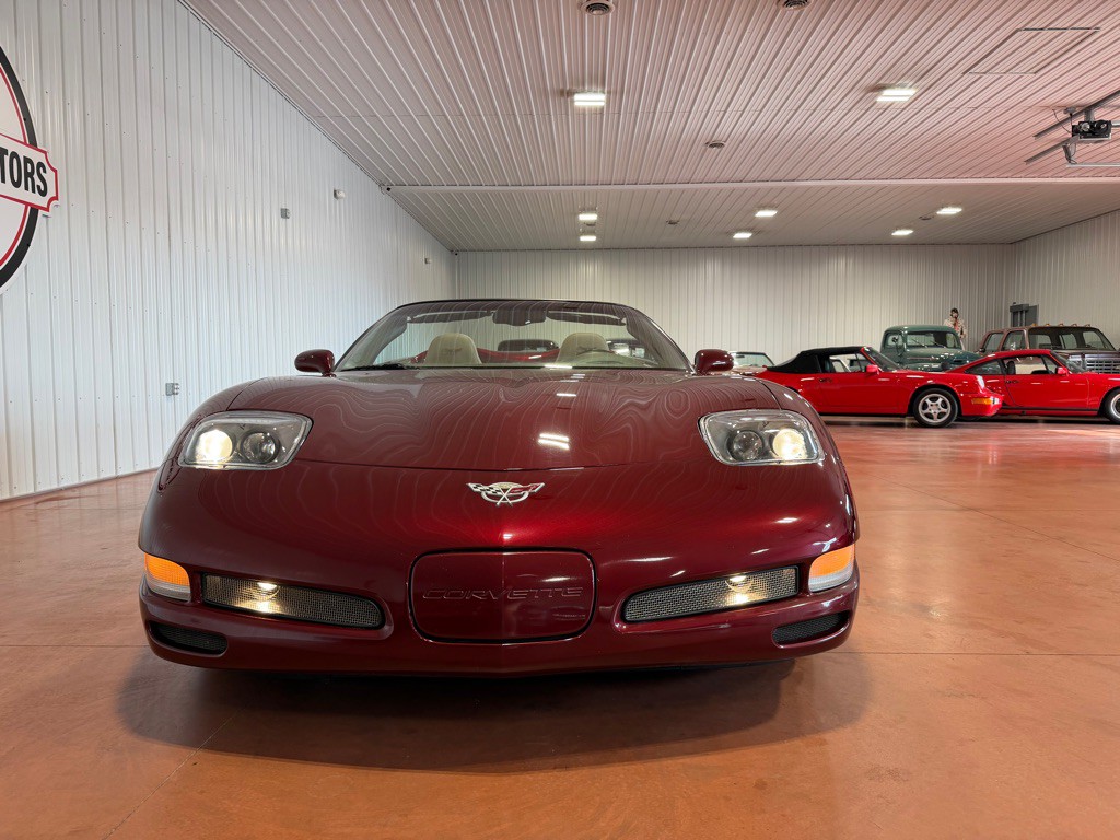 2003 Chevrolet Corvette Image 8