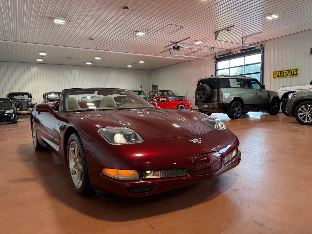 2003 Chevrolet Corvette Image 9