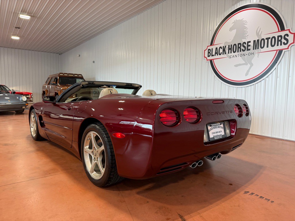 2003 Chevrolet Corvette Image 14
