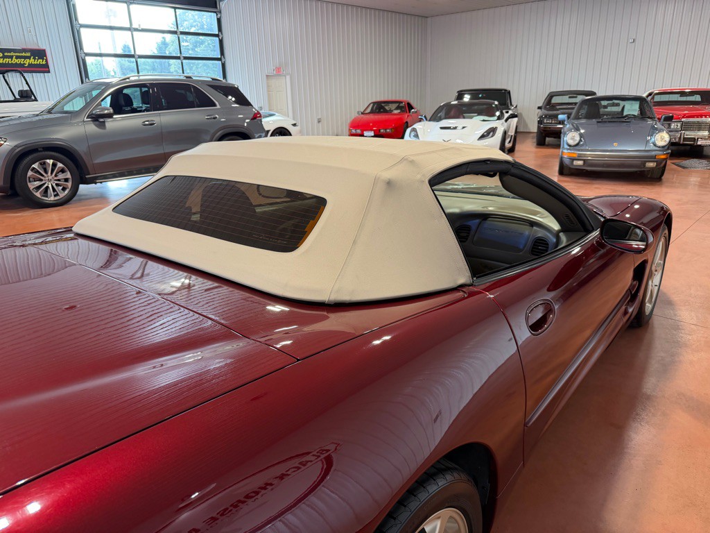 2003 Chevrolet Corvette Image 16