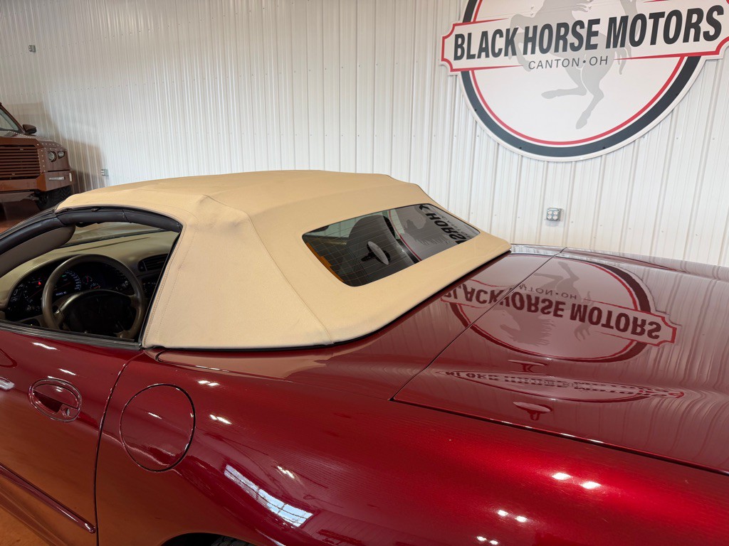 2003 Chevrolet Corvette Image 17