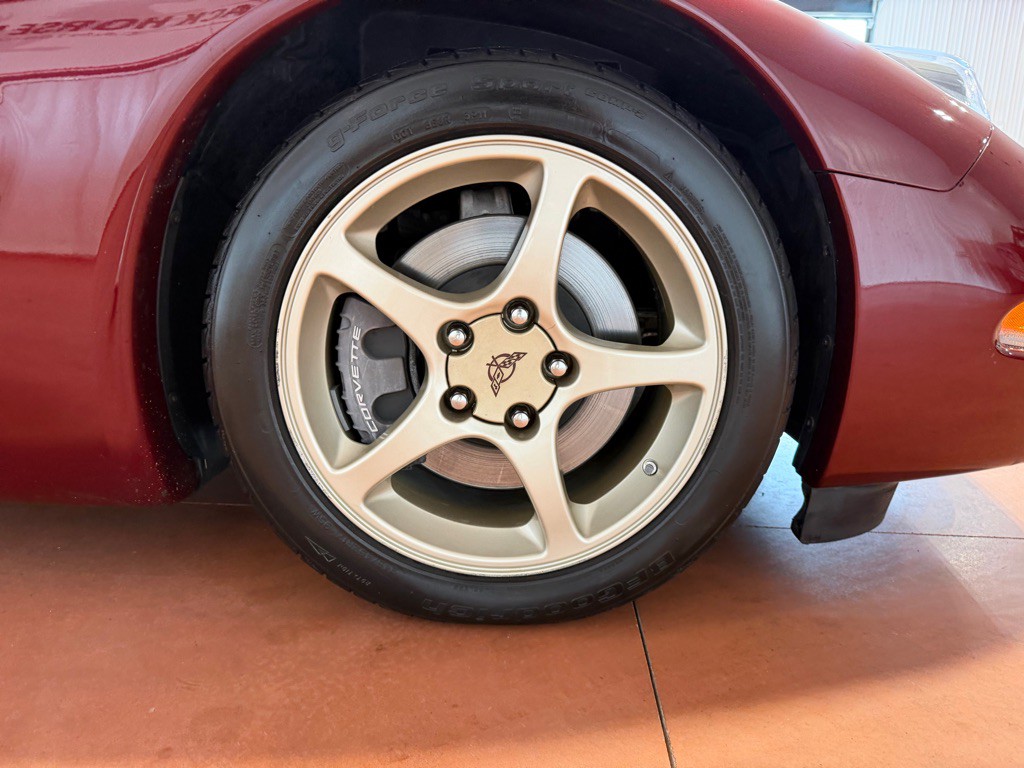 2003 Chevrolet Corvette Image 22