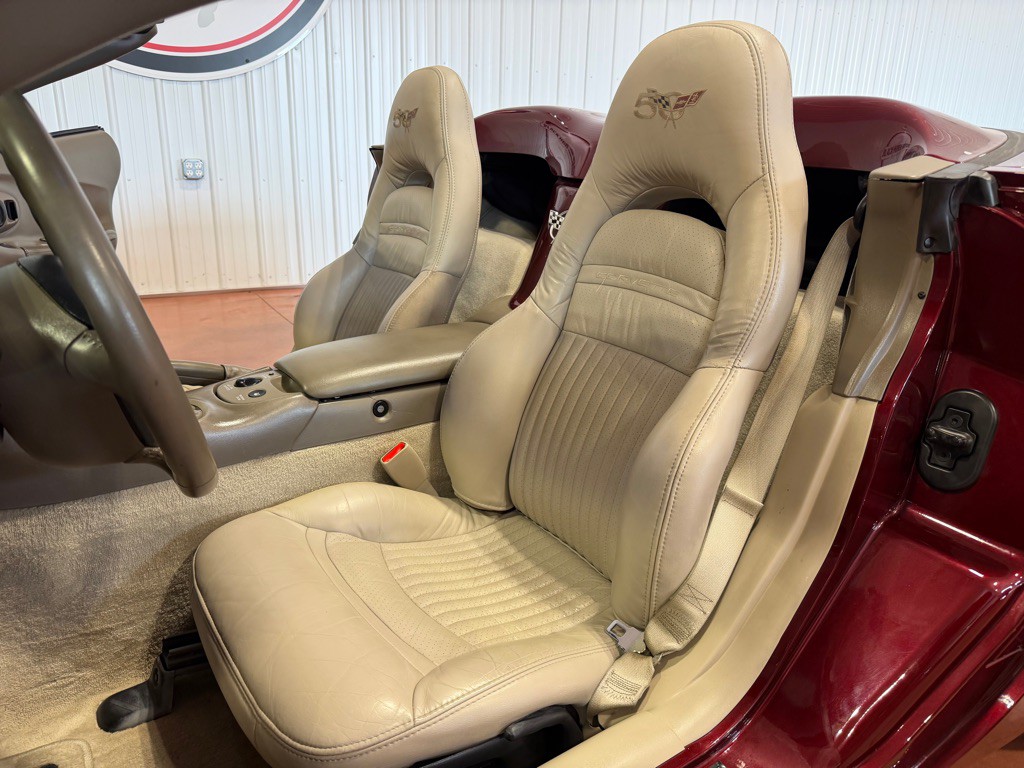 2003 Chevrolet Corvette Image 25