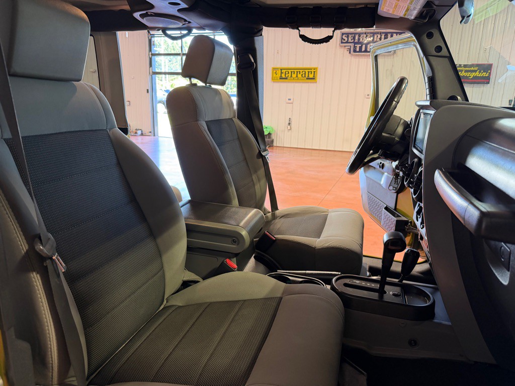 2008 Jeep Wrangler Unlimited Image 25