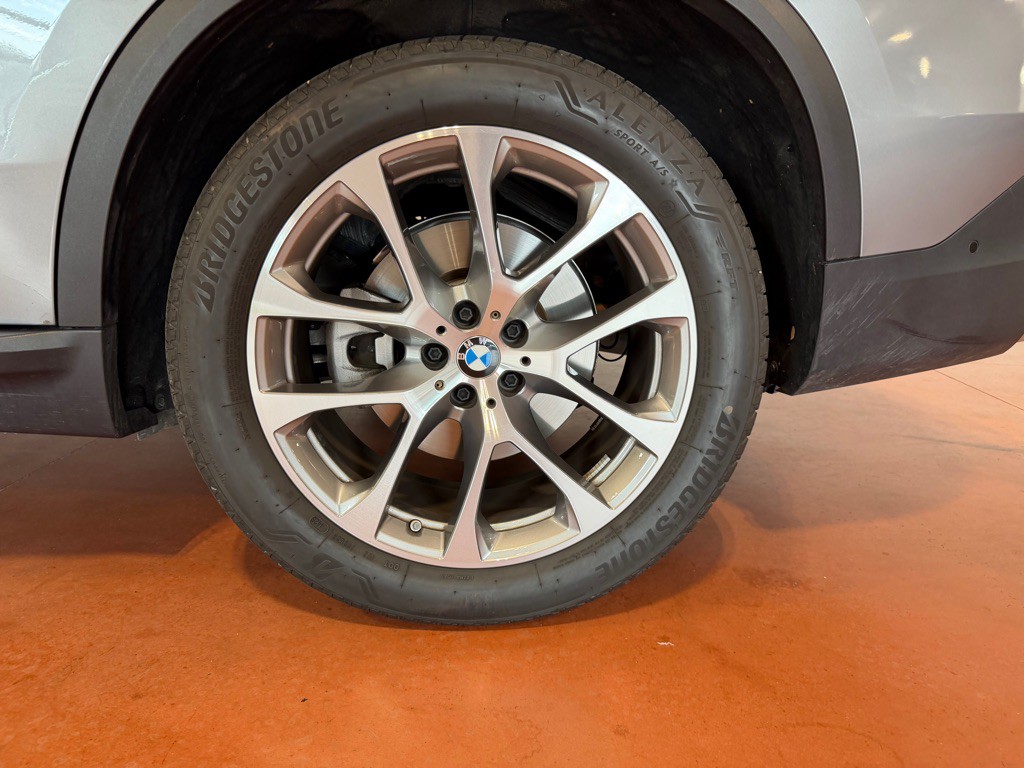 2026 BMW X5 Image 15