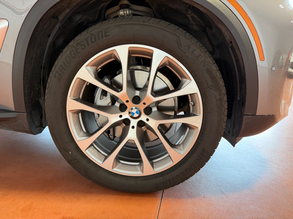 2026 BMW X5 Image 17