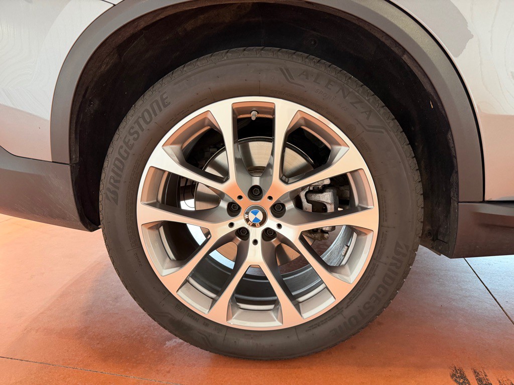 2026 BMW X5 Image 18
