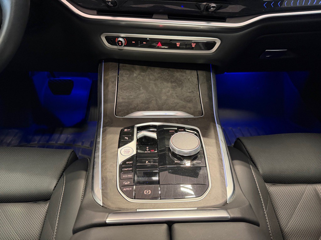 2026 BMW X5 Image 35