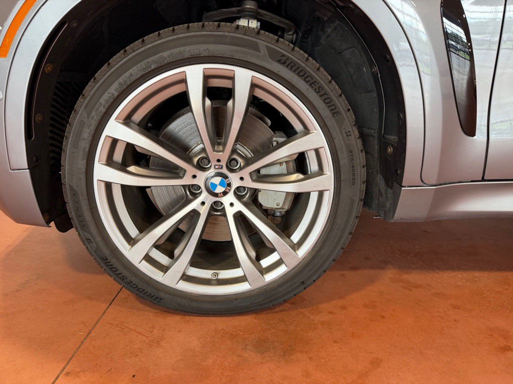 2017 BMW X6 Image 14
