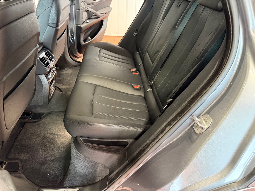 2017 BMW X6 Image 21
