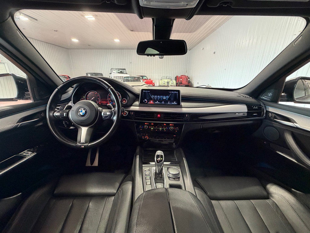 2017 BMW X6 Image 29