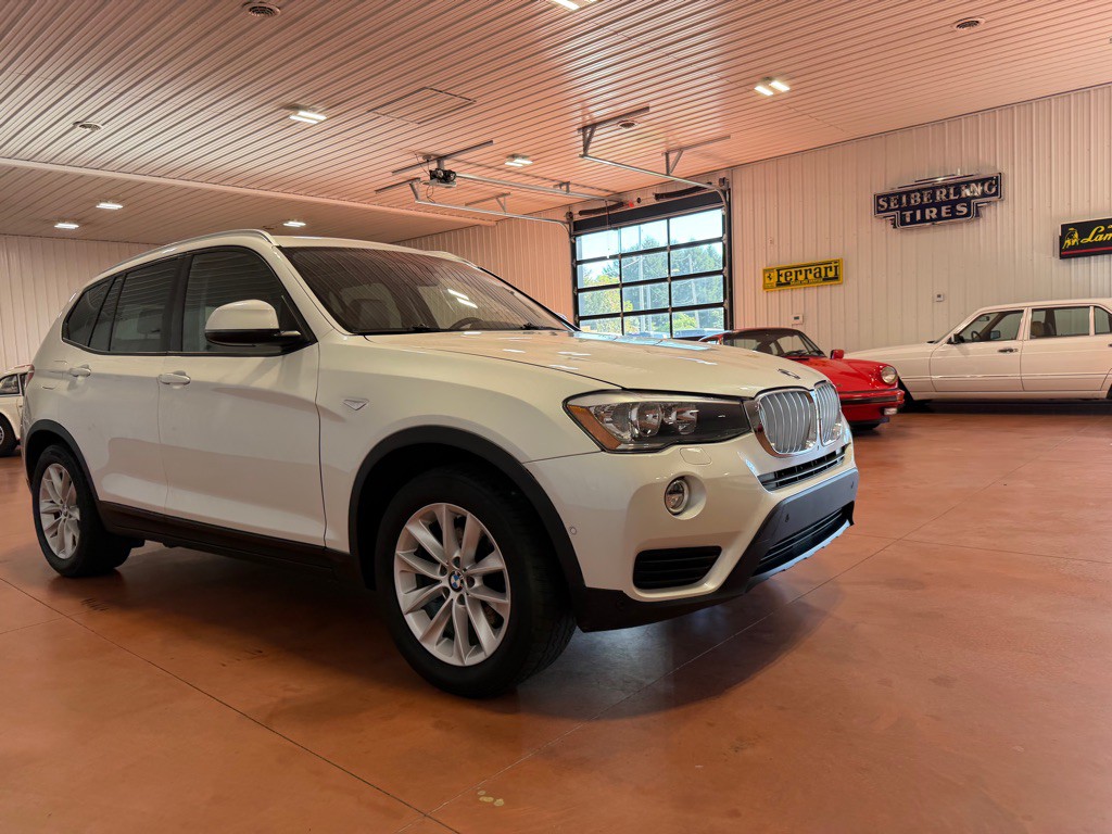 2016 BMW X3 Image 9