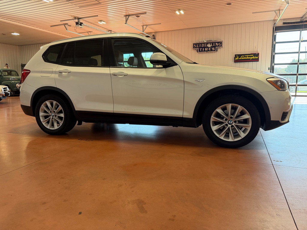 2016 BMW X3 Image 10