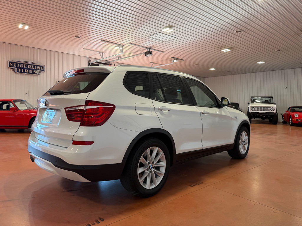2016 BMW X3 Image 11