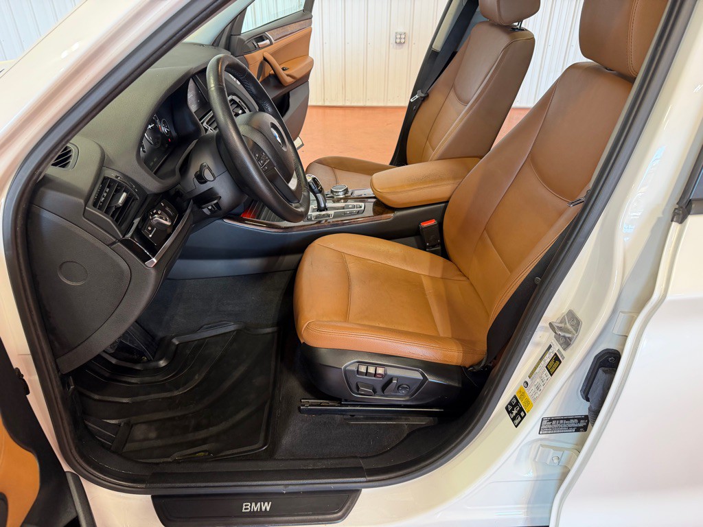 2016 BMW X3 Image 19