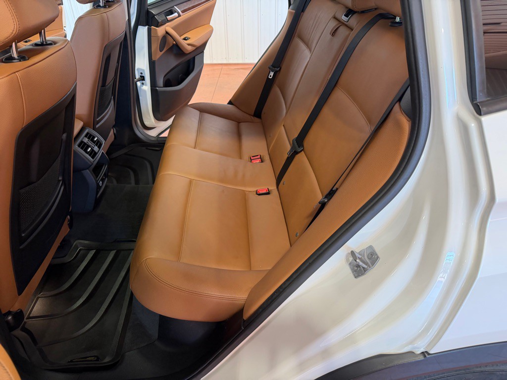 2016 BMW X3 Image 22