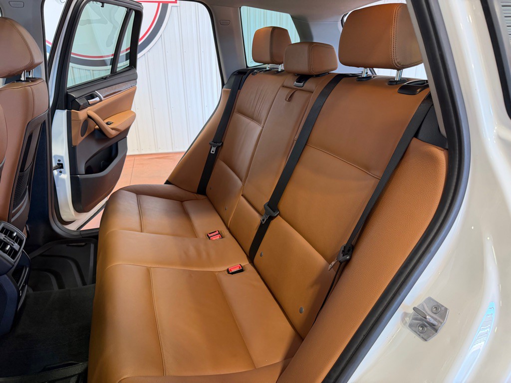 2016 BMW X3 Image 23