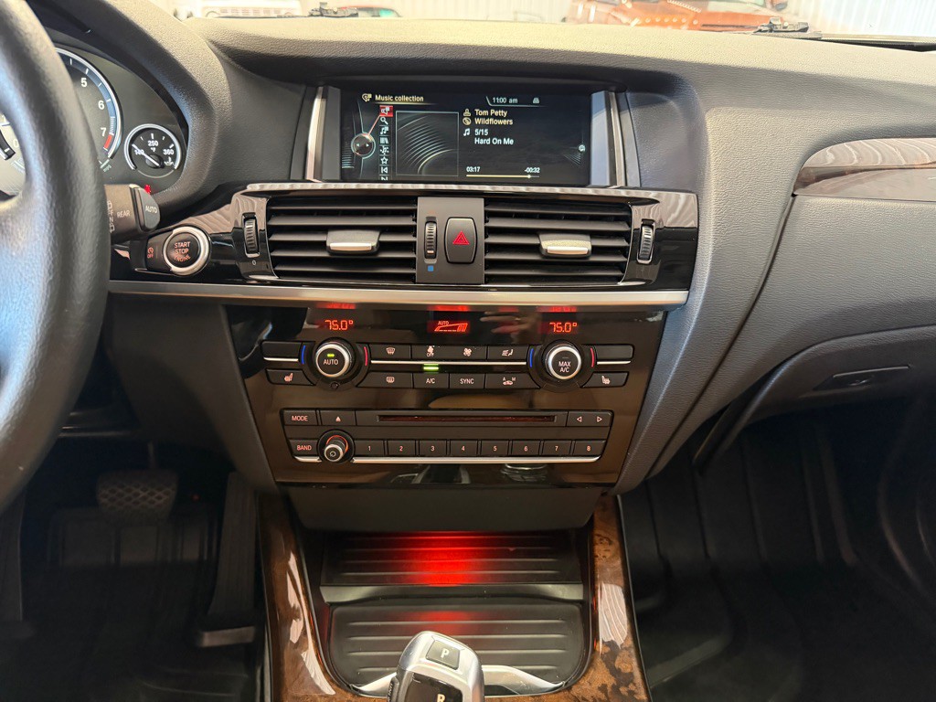 2016 BMW X3 Image 34