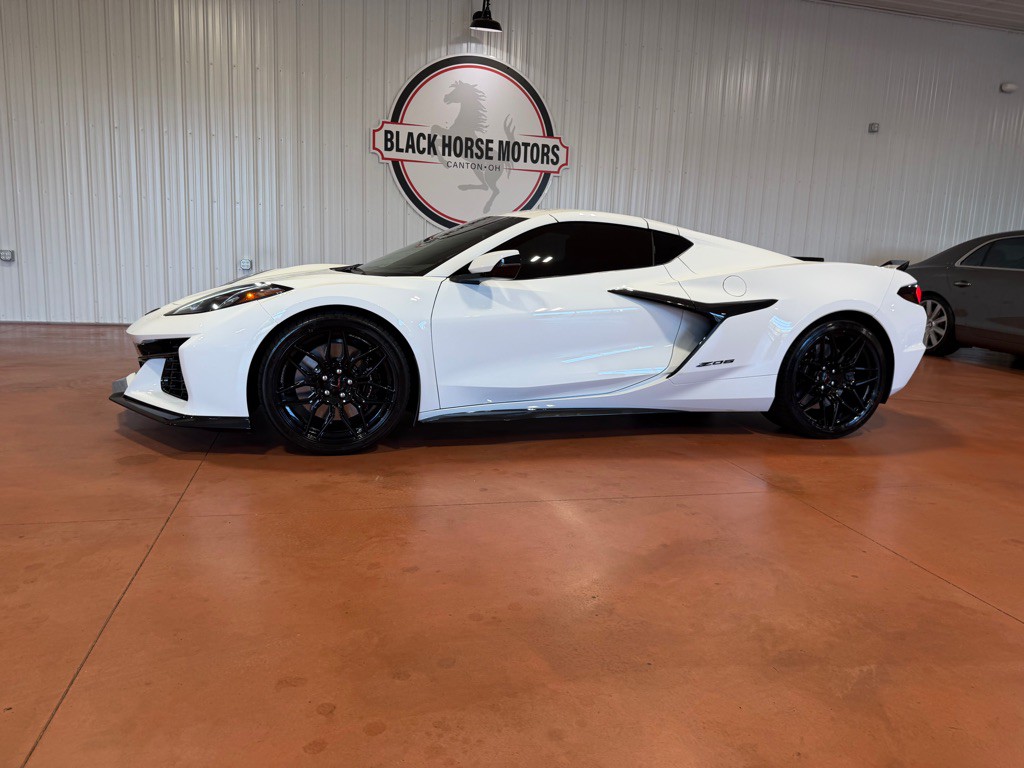 2025 Chevrolet Corvette Image 4