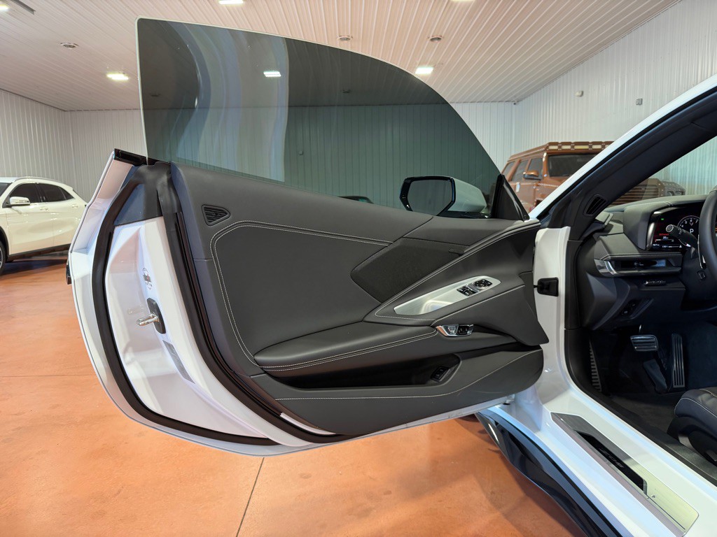 2025 Chevrolet Corvette Image 19