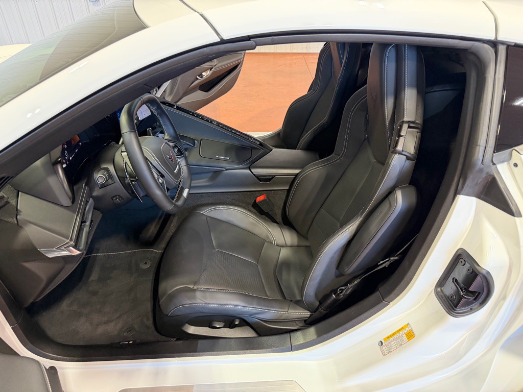 2025 Chevrolet Corvette Image 20