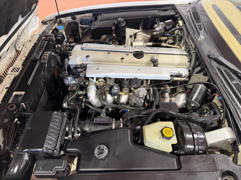 1997 Jaguar XJ Image 42