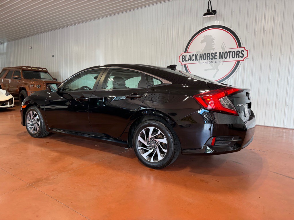 2017 Honda Civic Image 12