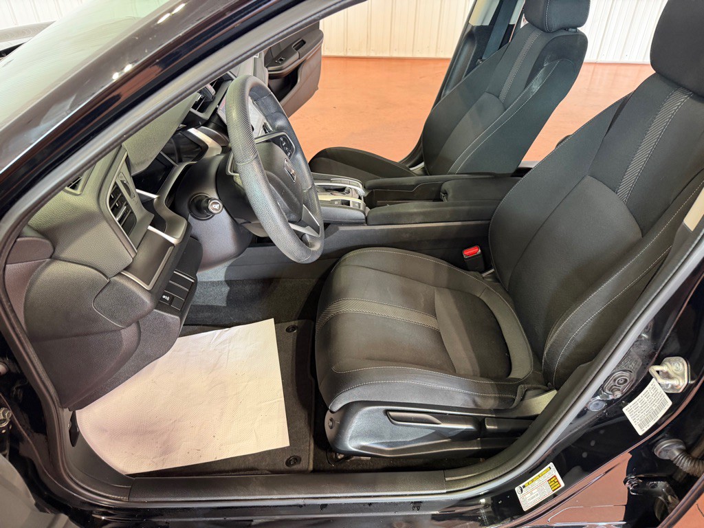 2017 Honda Civic Image 18