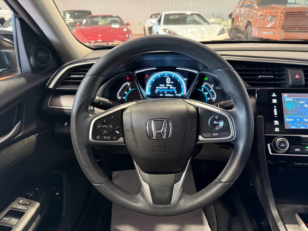2017 Honda Civic Image 30