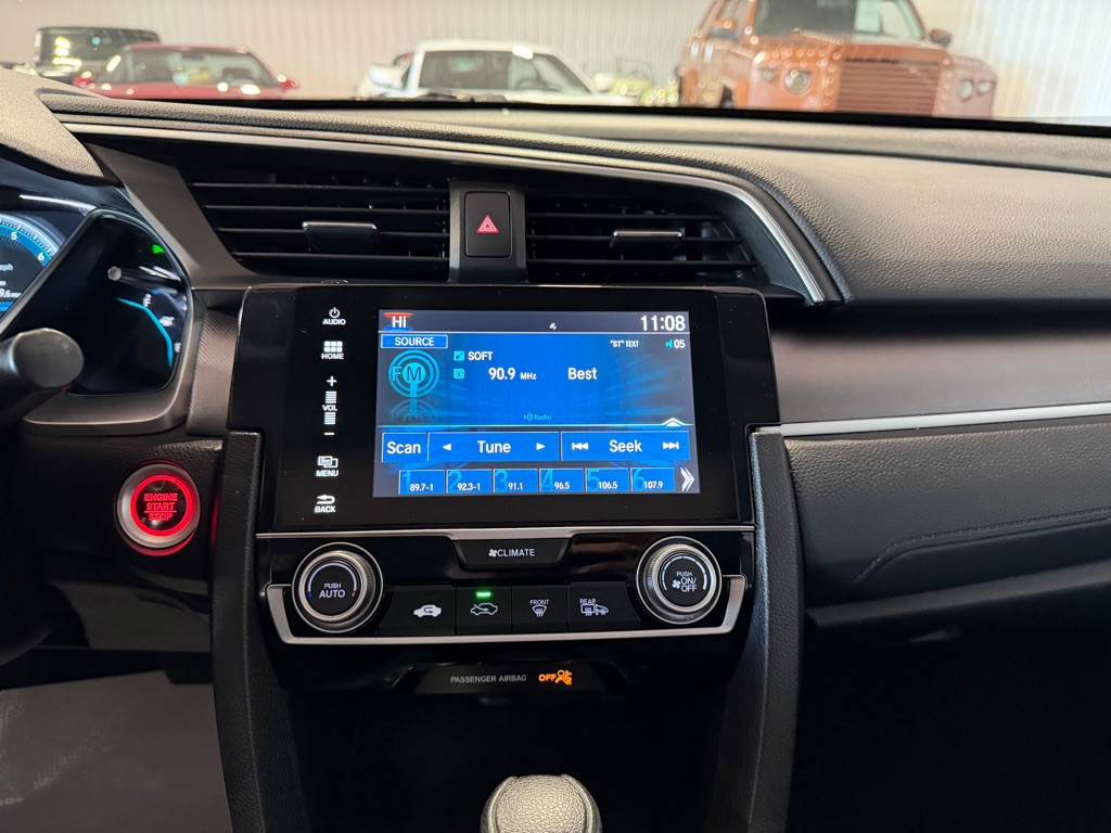 2017 Honda Civic Image 33