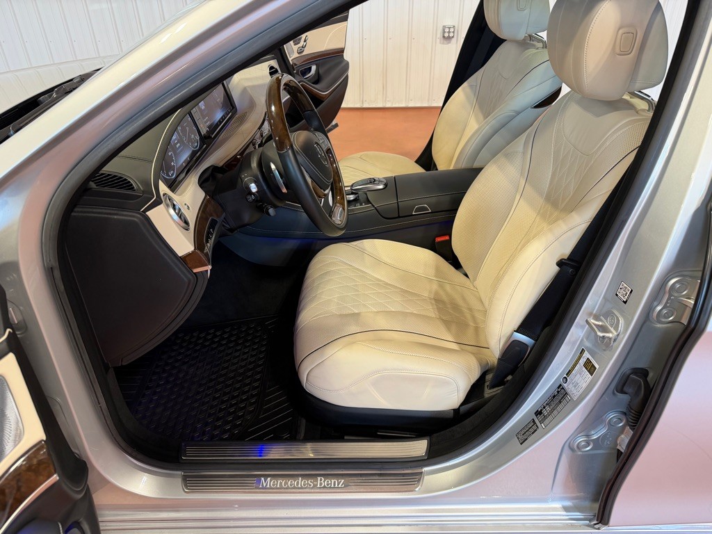 2015 Mercedes-Benz S-Class Image 14
