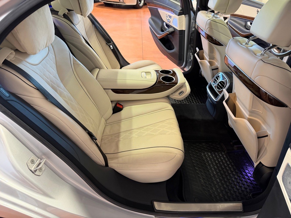 2015 Mercedes-Benz S-Class Image 23